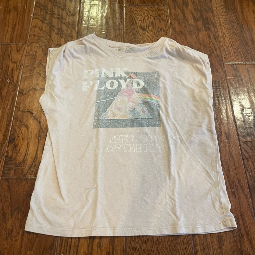 Pink Floyd Graphic Tee